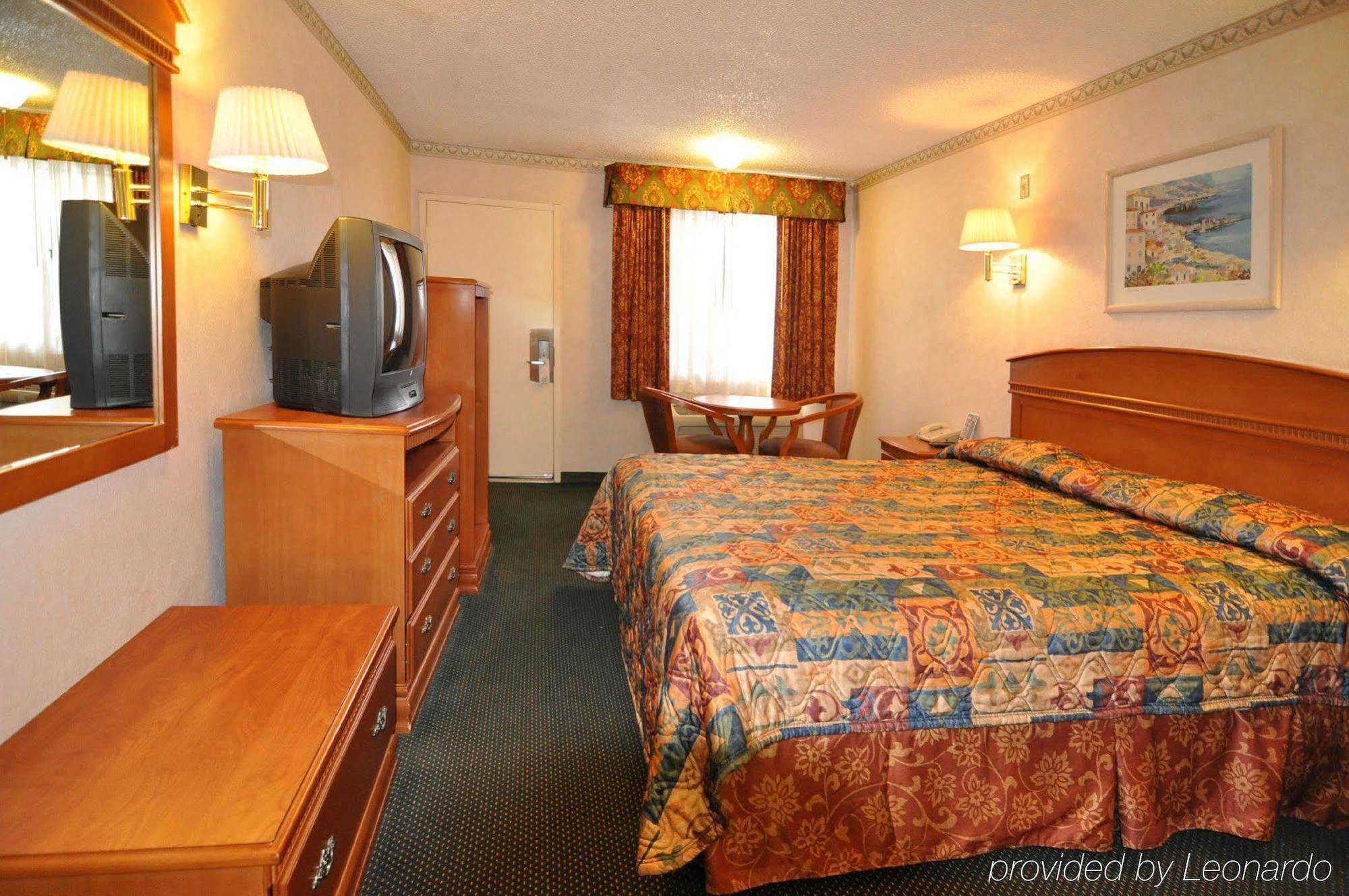 Orange Tustin Inn In Orange Chambre photo