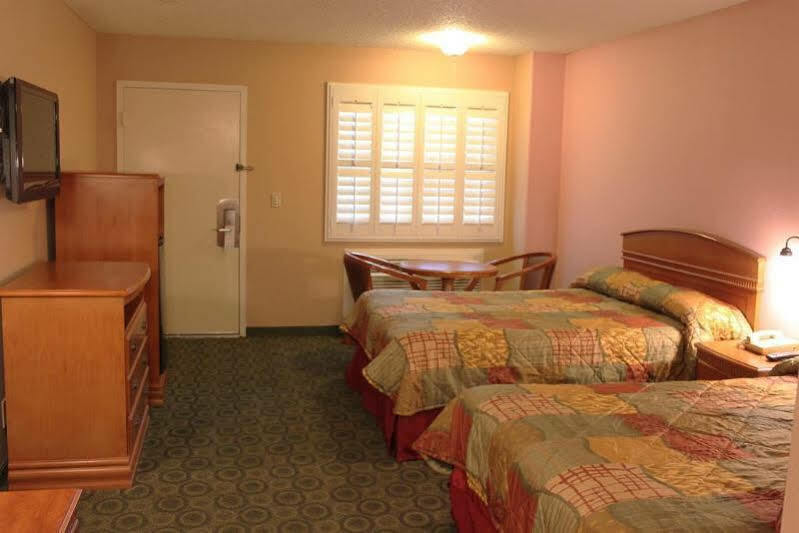Orange Tustin Inn In Orange Extérieur photo